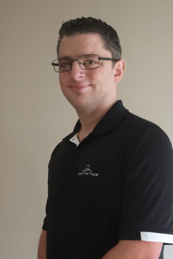 Cruise Brothers Travel Agent Adam Berg